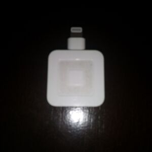 NWOB Credit Card Reader Chip Machine for Mobile Phones, iPhone iPad, Square